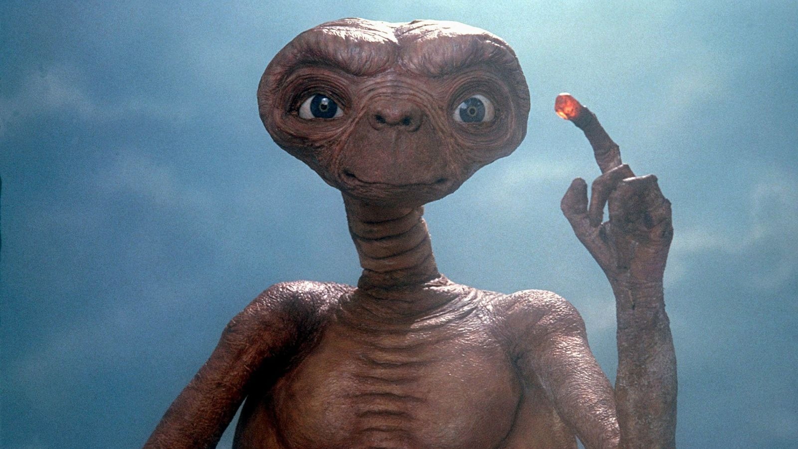 Imagem de E.T. O Extraterrestre (1982). Distribuição: Universal Pictures.